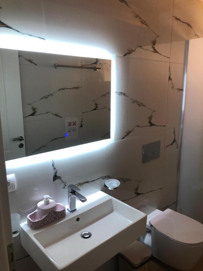 Amazing Familiar Apartments And Rooms Sarande Exterior photo