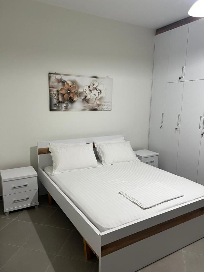 Amazing Familiar Apartments And Rooms Sarande Exterior photo